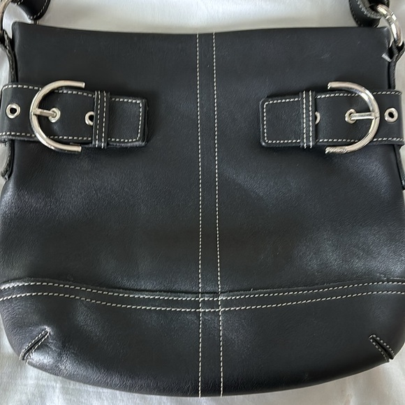 Coach Leather Buckle Shoulder Bag EUC Black - Picture 3 of 16